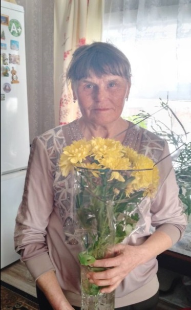 Поздравление получателя социальных услуг с 70-летием