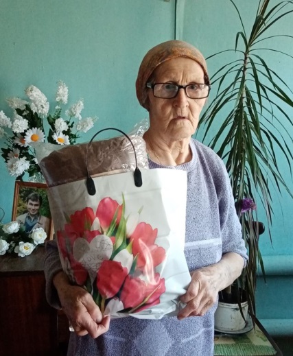 Поздравление получателей социальных услуг с юбилеями