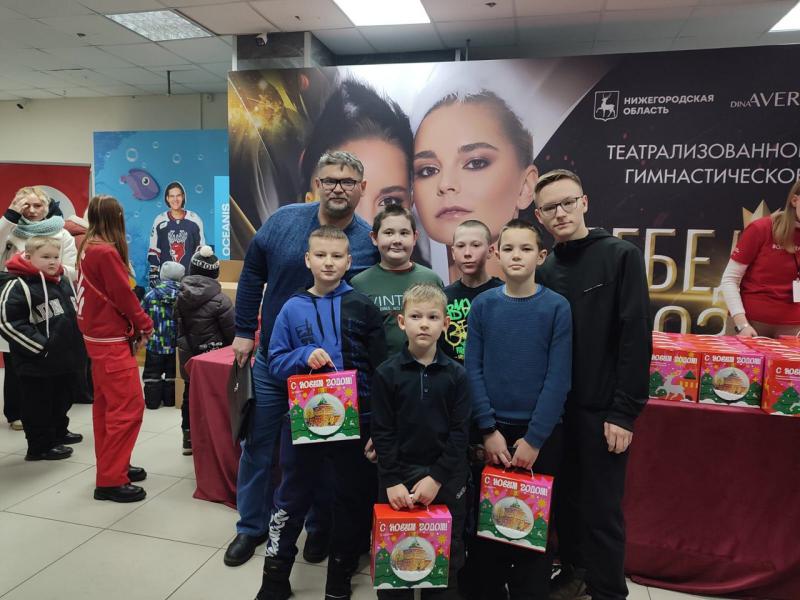 Все на шоу-спектакль