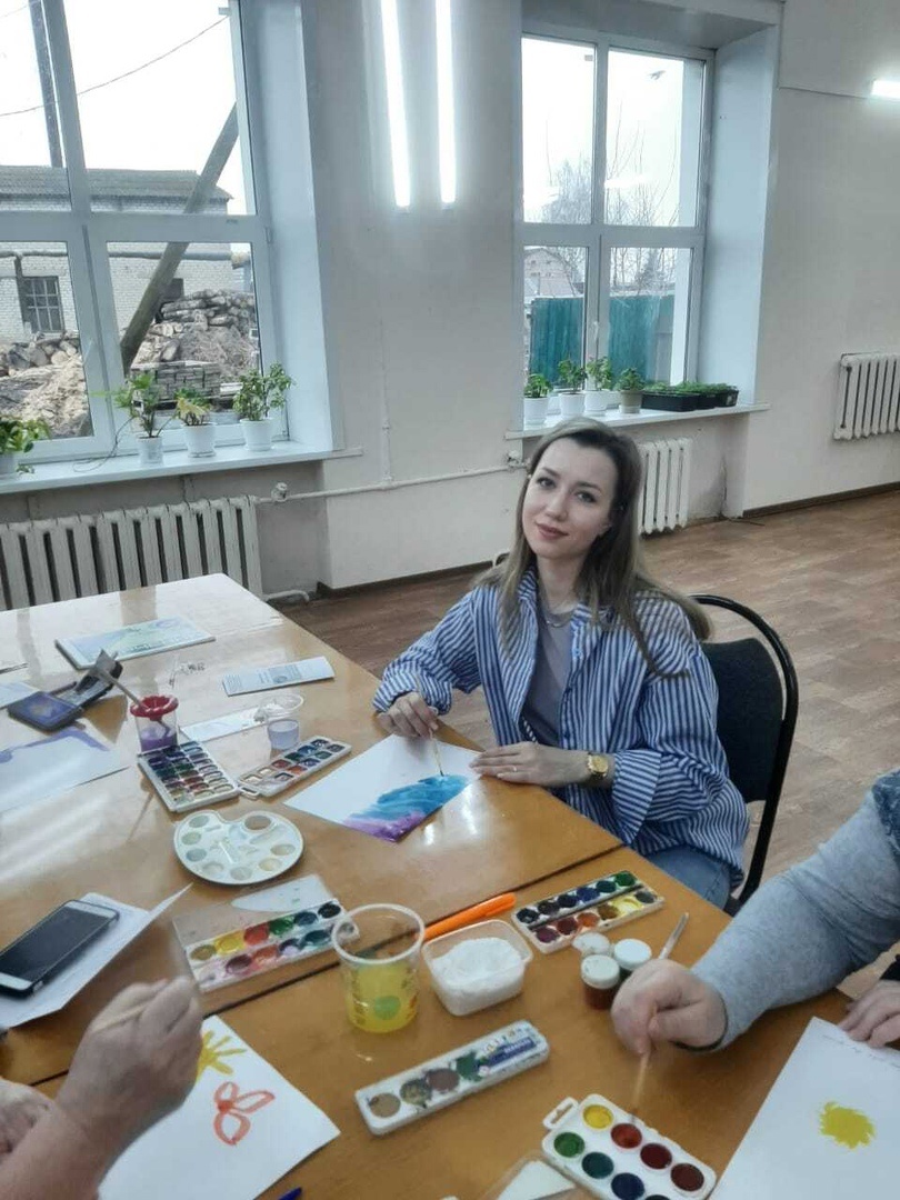 Мастер-класс на тему: «Техника нетрадиционного рисования соленой акварелью, как средство арт-терапии в социальной работе»