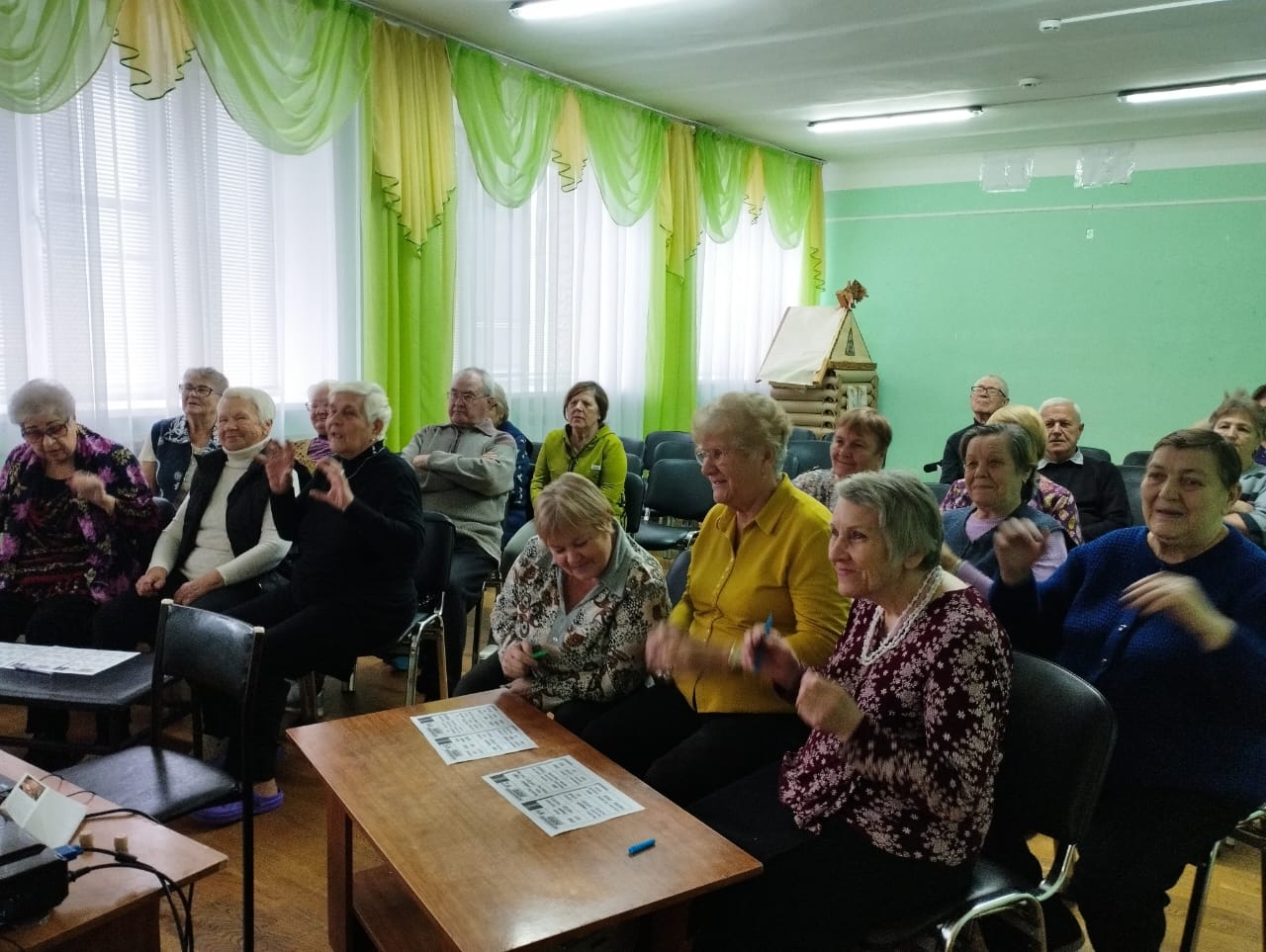 Отдыхающие отделения дневного пребывания  сыграли в МУЗЫКАЛЬНОЕ ЛОТО!  